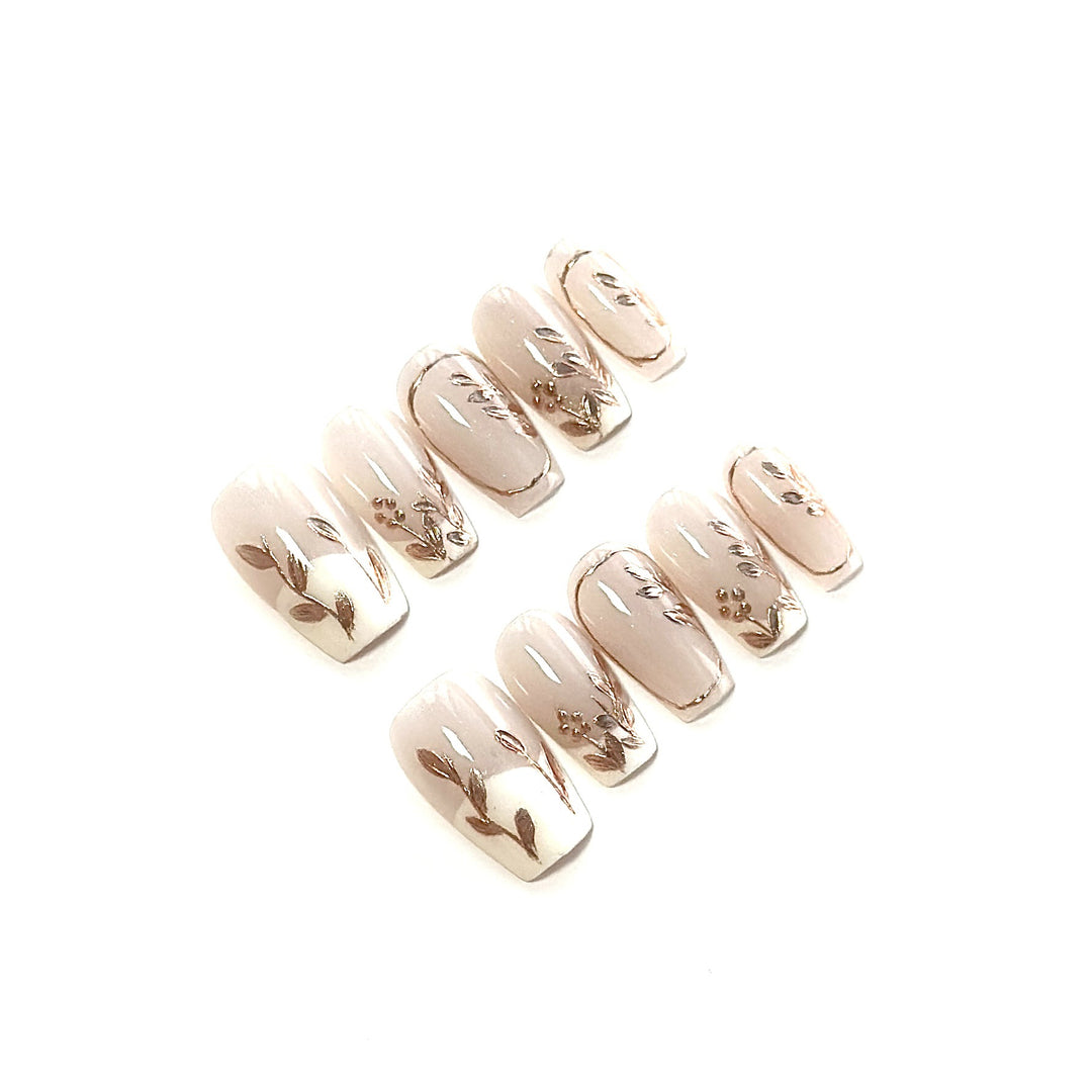 Exquisites Floral Press-On Nail Set