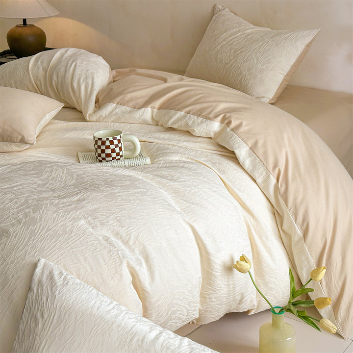 Gepolstertes Schmetterlings-Jacquard-Bettwäsche-Set mit wendbarem Soft-Feel-Futter und Umschlagkissenbezügen