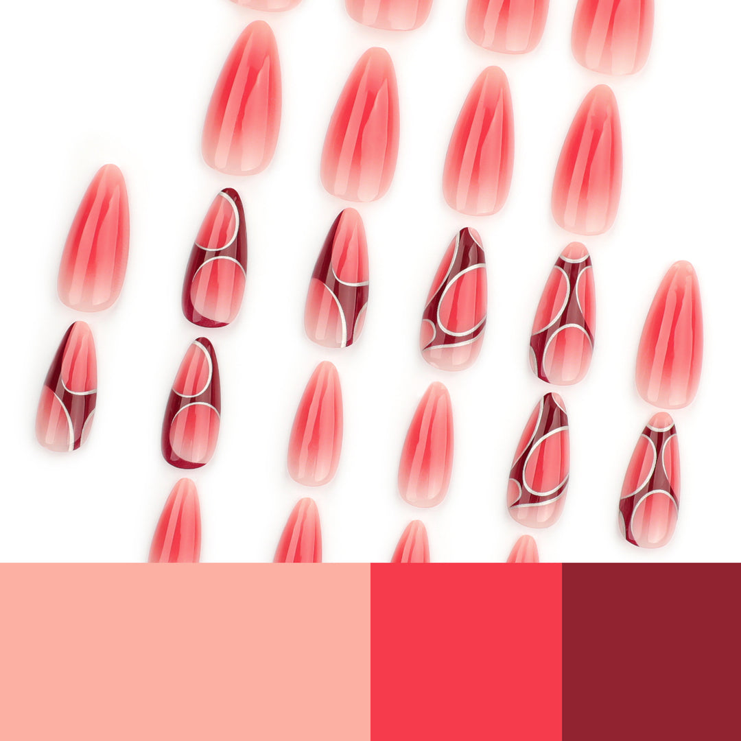 Kunstvolle und elegante Stiletto-Nägel Karnz