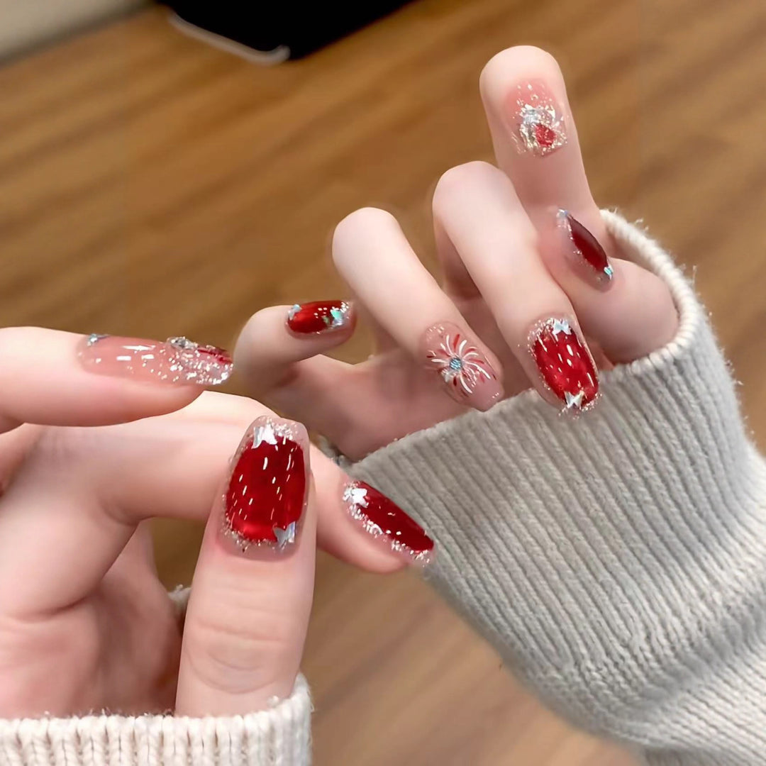 Festliches Ornamentiertes Nail Art Set