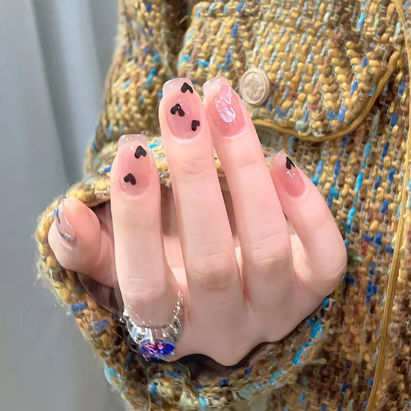 Hochwertige Herz-Nagelkunst Karnz