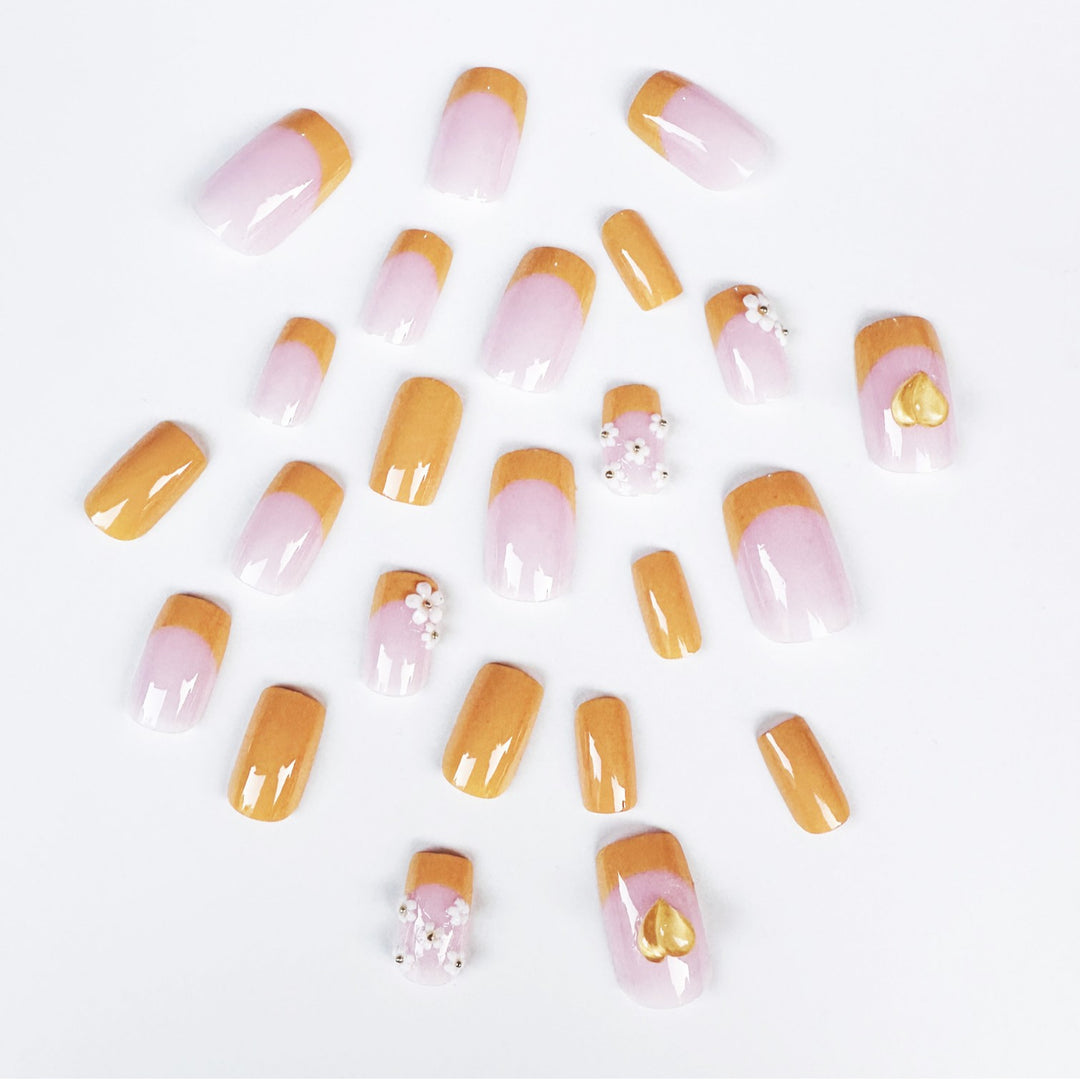 Floral Acryl Nagelspitzen Karnz