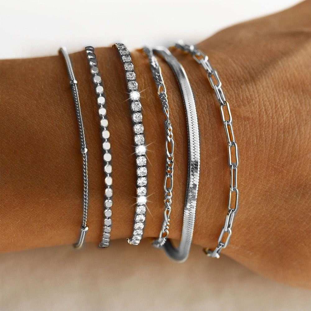 Mehrlagiges Silber Charm Armband Set Karnz