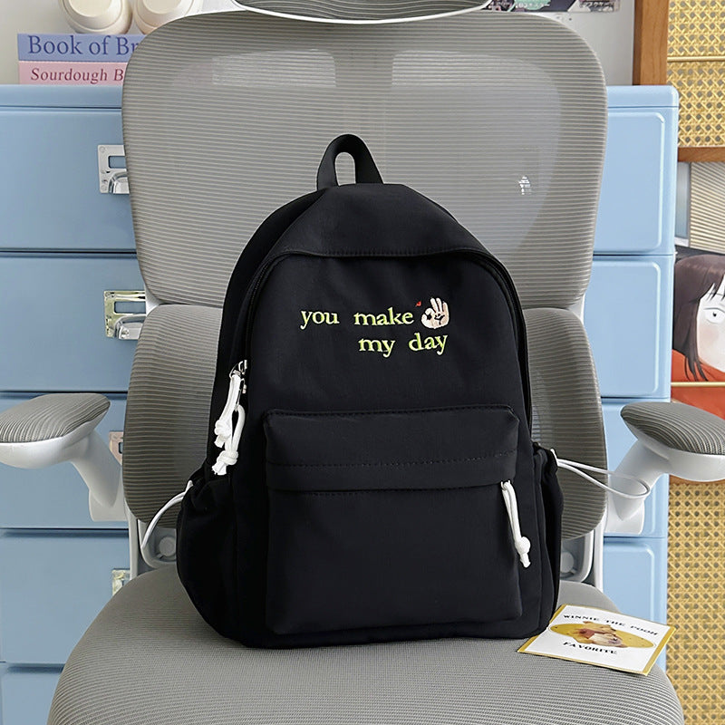 Lässiger bestickter Mini-Rucksack Karnz