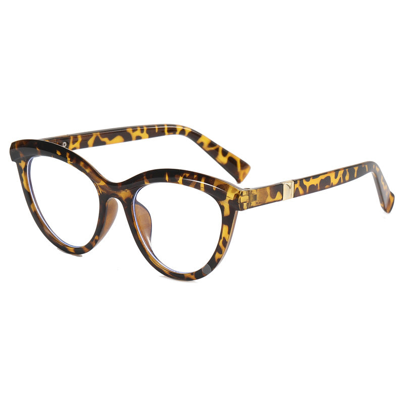 Damen Cat-Eye Brille mit feinem Rahmen und eleganten Akzenten Karnz
