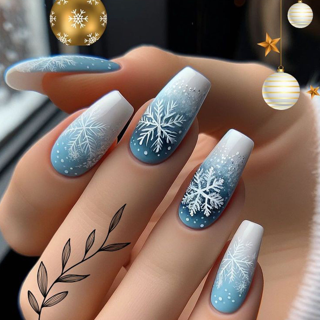 Kreative Kunstnägel mit Winterlichem Schneemotiv Karnz