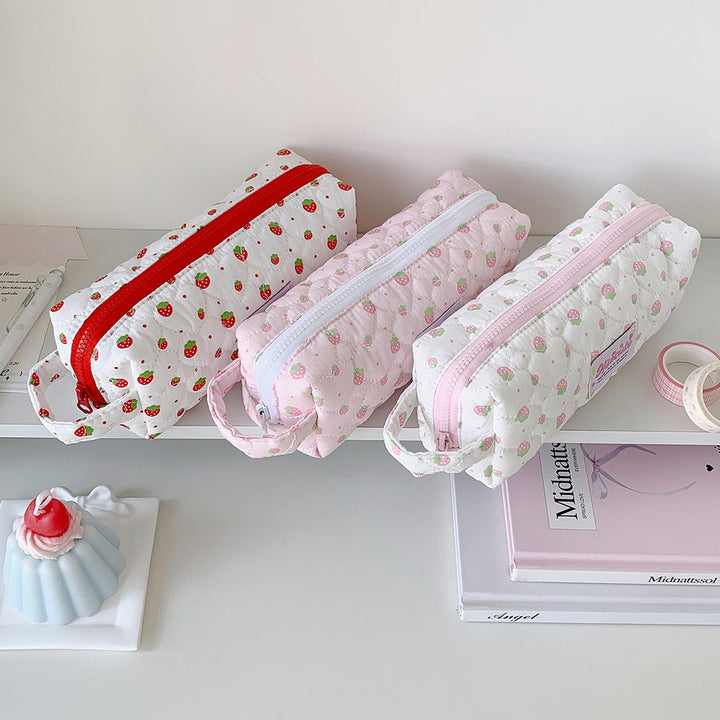 Gepolsterte Beeren-Themen Stiftetasche