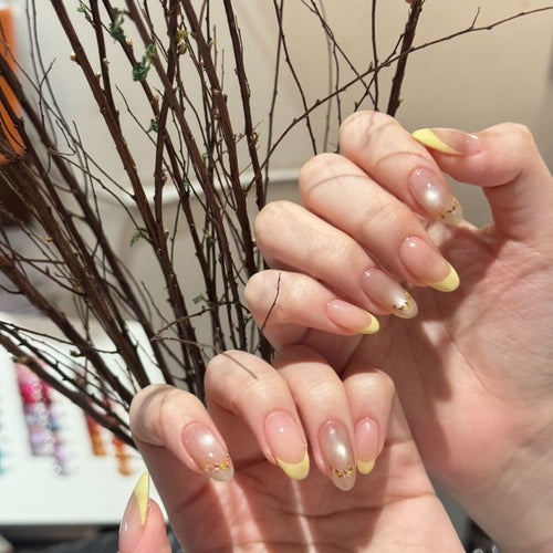 Elegante Ombre French Tip Nagelverlängerungen