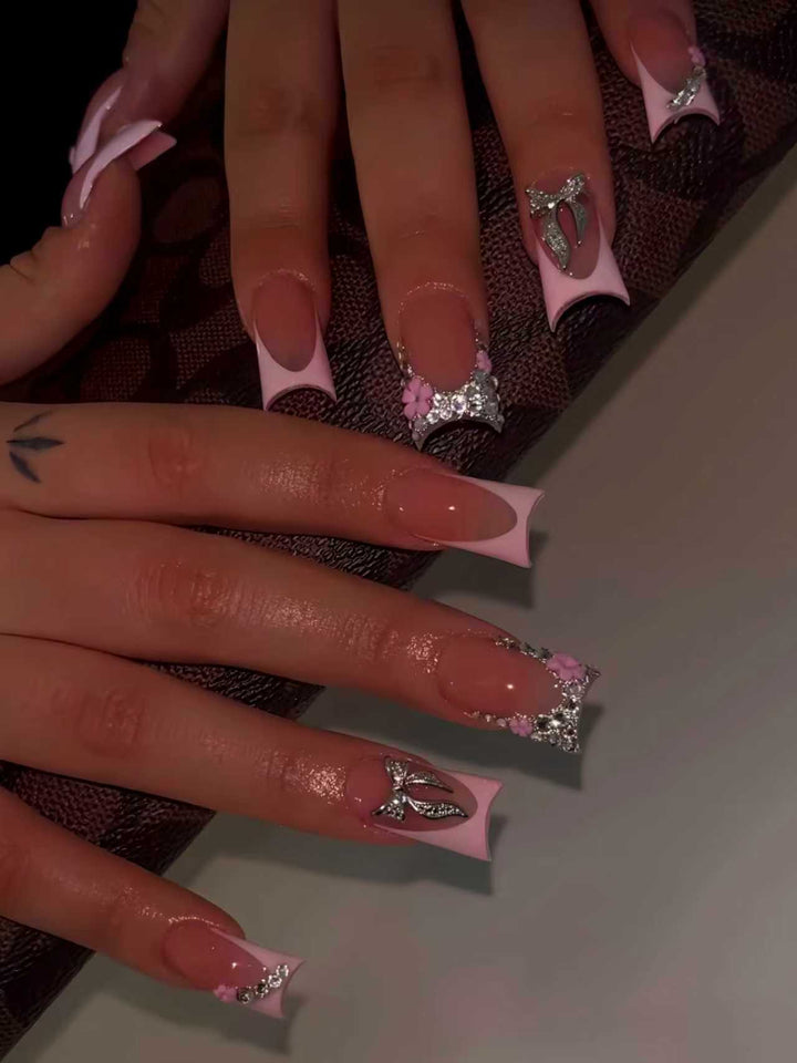 Glamorous Nail Art Extensions Karnz