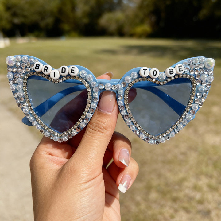 Herzförmige mit Perlen verzierte Sonnenbrille Karnz