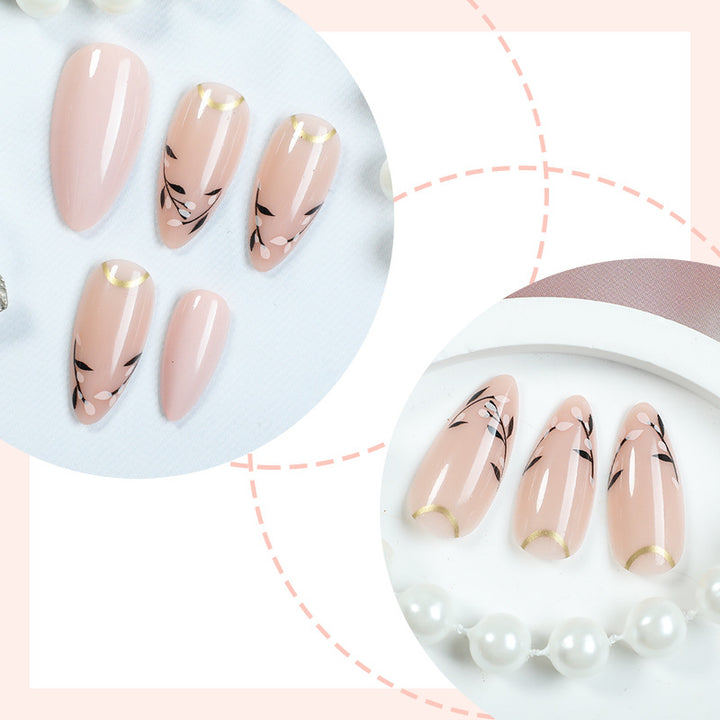 Premium Künstlerischer Press-On Nagelkunst Set mit Floralen Akzenten Karnz