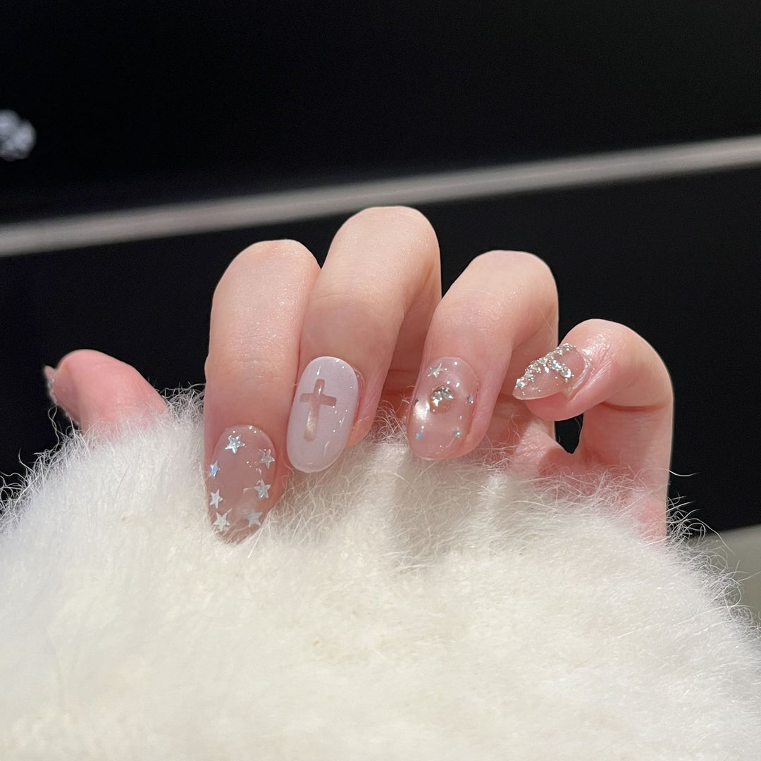 Dekoratives Press-On Nagelkunstset mit Stern- und Kreuzdesigns Karnz