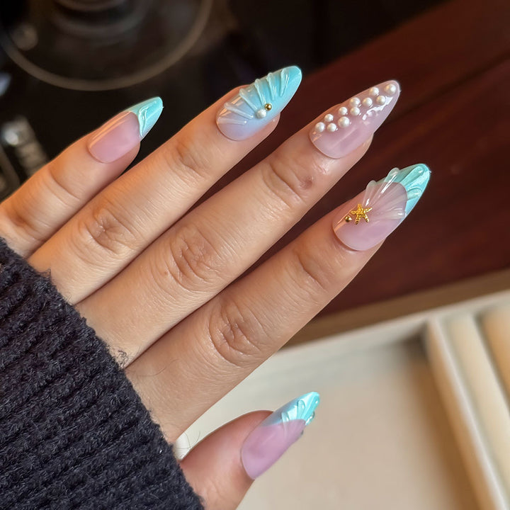 Künstlerisch vom Ozean inspiriertes Press-On-Nagelset Karnz