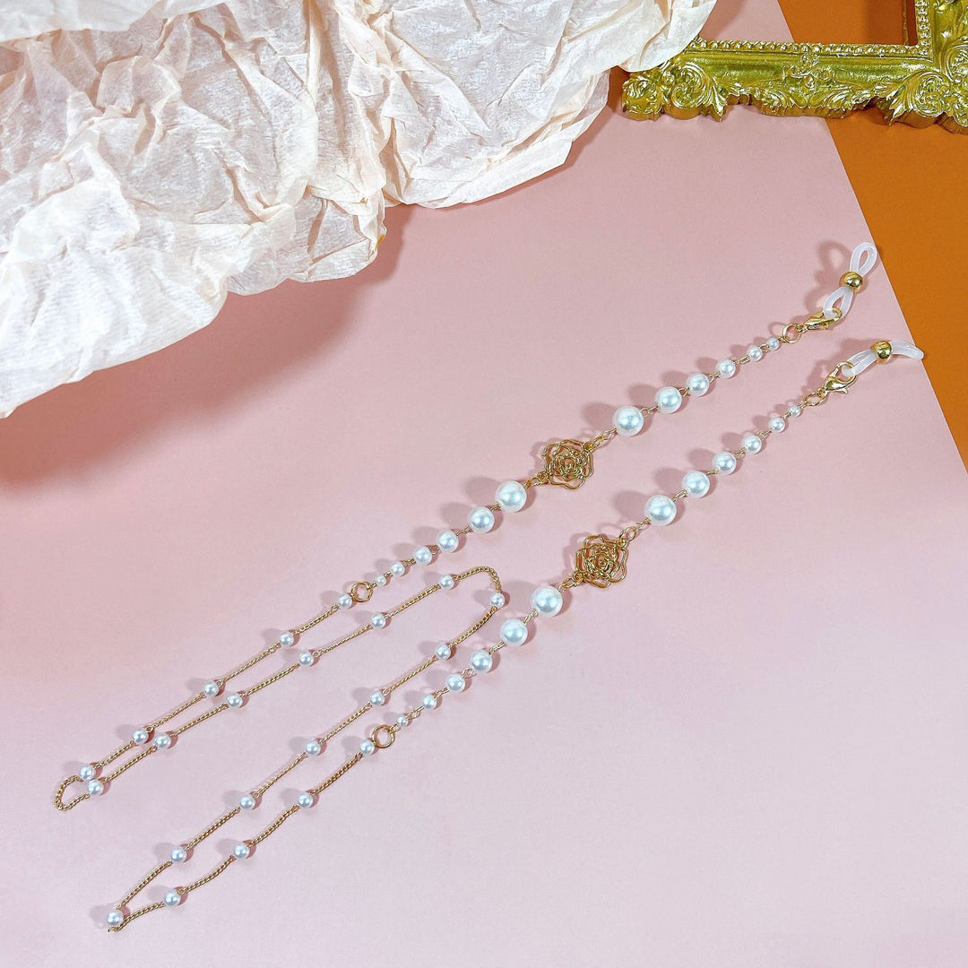 Glitzernde Brillenhalterkette mit Perlen und Floralen Anhängern Karnz