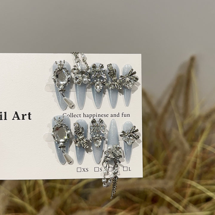 Dekoratives Glam Nagelkunst Set