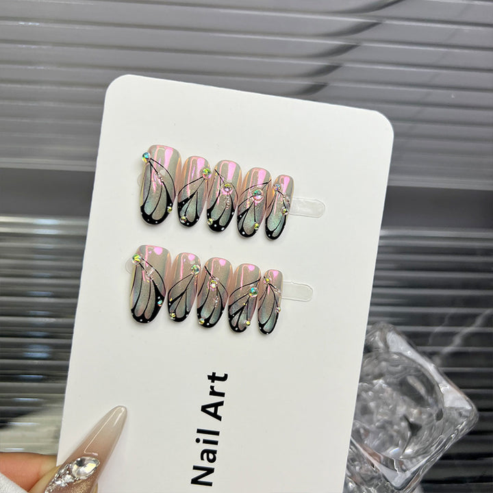 Künstlerische mit Strass verzierte Press-On-Nageltips