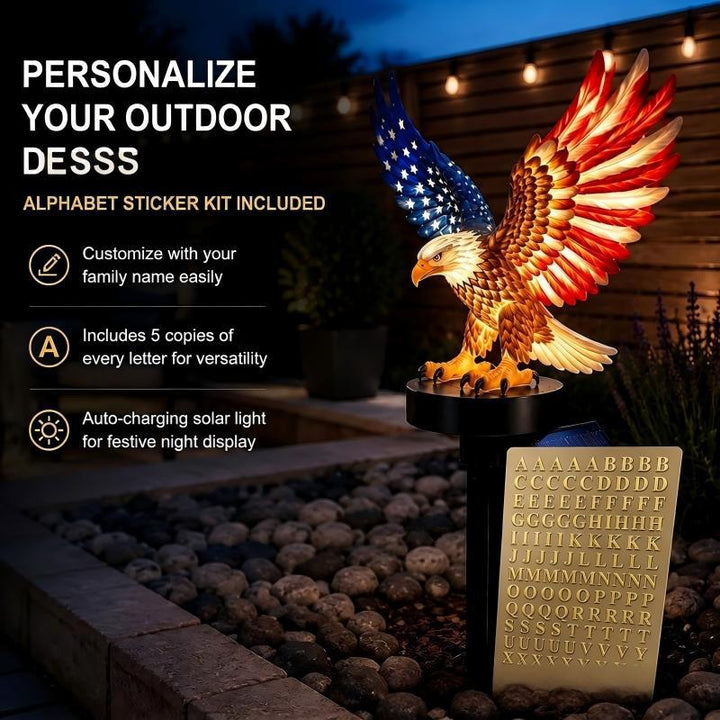 Dekorative Skulptur mit Adlerdesign Karnz