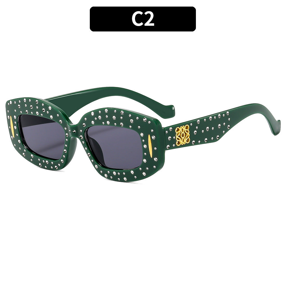 Vintage-inspirierte, mit Strass verzierten rechteckigen Sonnenbrillen