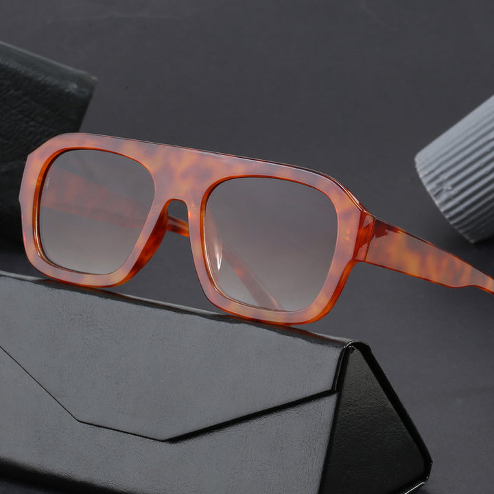 Damen oversize quadratische Sonnenbrille mit modernem Design Karnz