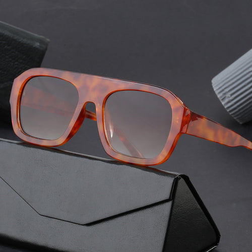Damen oversize quadratische Sonnenbrille mit modernem Design Karnz
