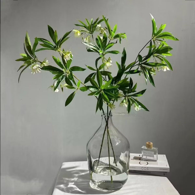 Lebensechte florale Zweig-Arrangement