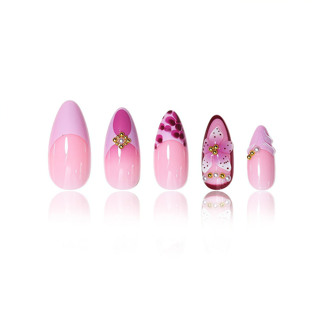 Elegante Blumen-Acryl-Nagelerweiterungen Karnz