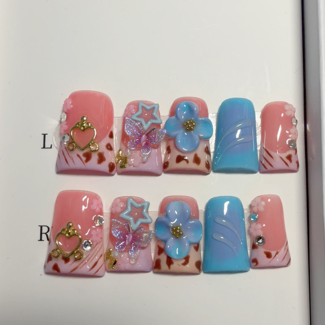 Künstlerische dekorative Press-On-Nagelspitzen