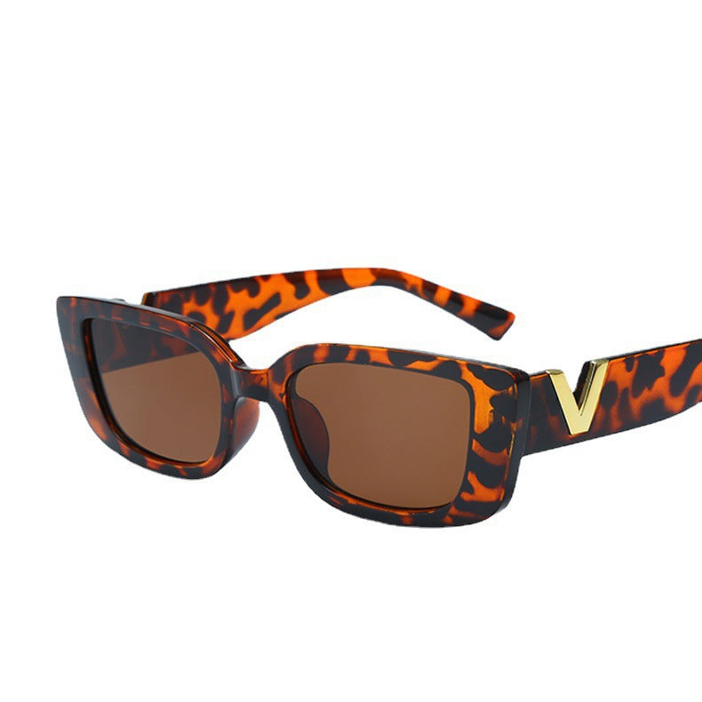 Damen modische Sonnenbrille im trendigen Leopardenmuster Karnz
