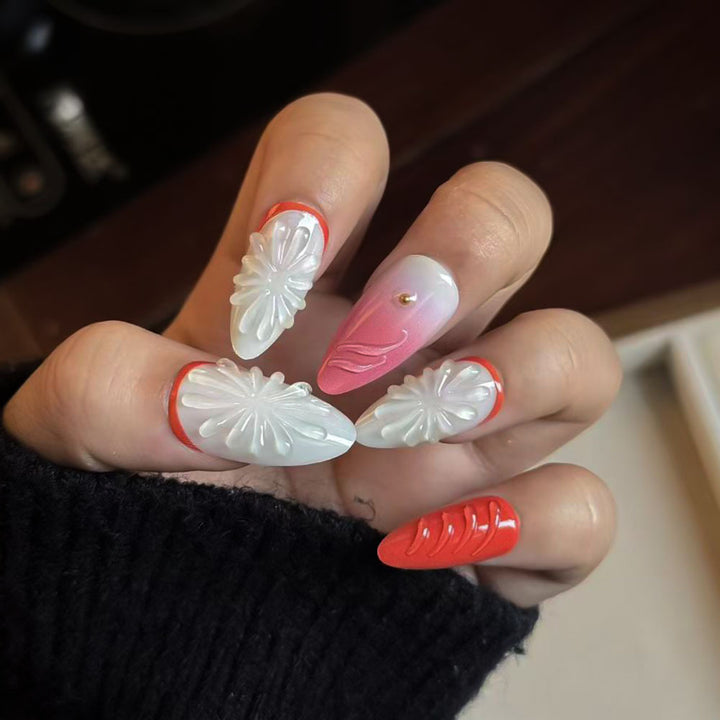 Handgefertigtes Blumen Press-On Nagelset Karnz