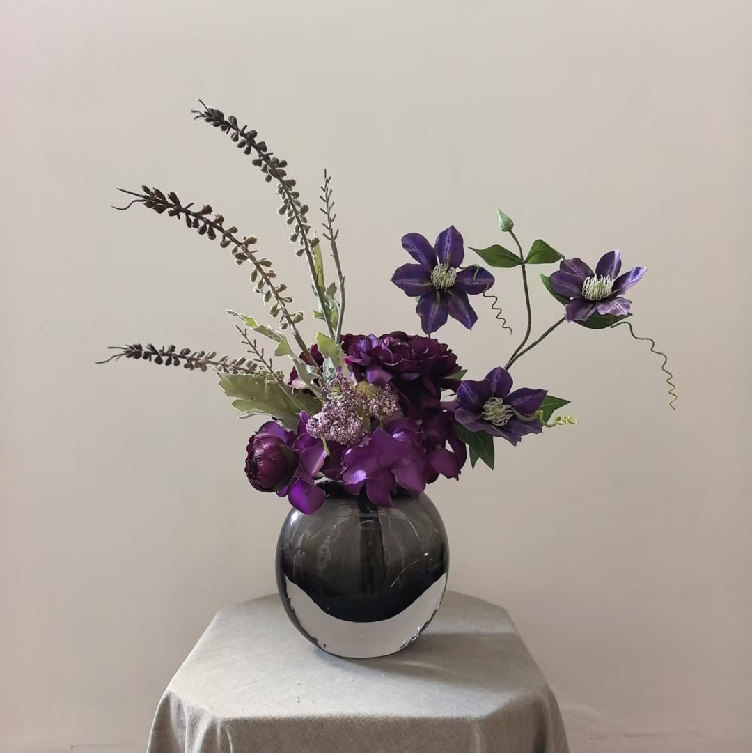 Lebensechte Blumenmittelstück Anordnung