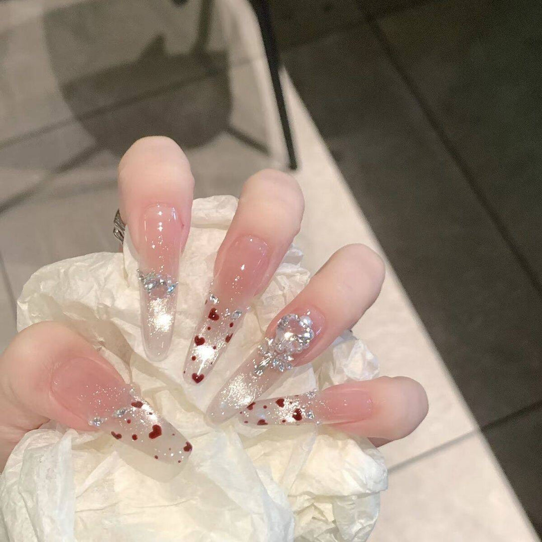 Dekoratives Press-On Nagelkunst Set Karnz