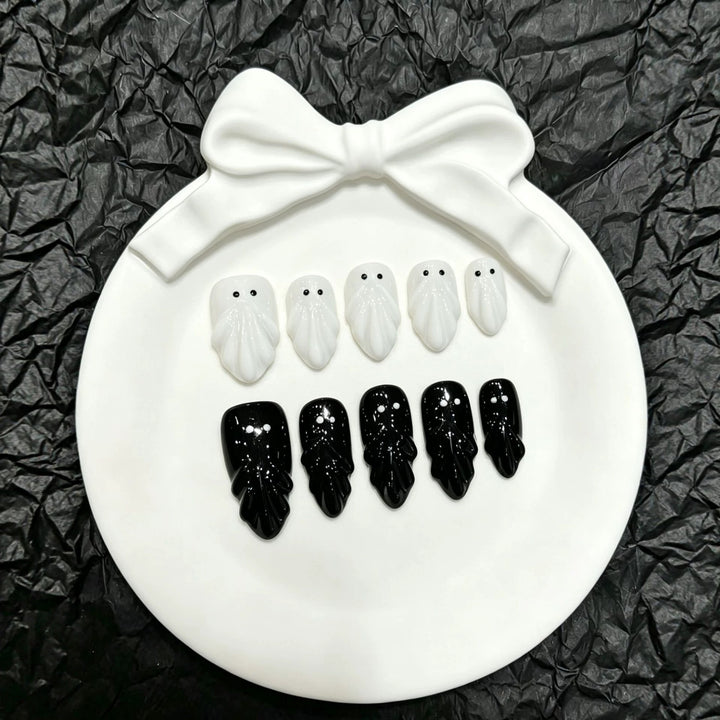 Verspieltes Geister-Themen Press-On Nagelset
