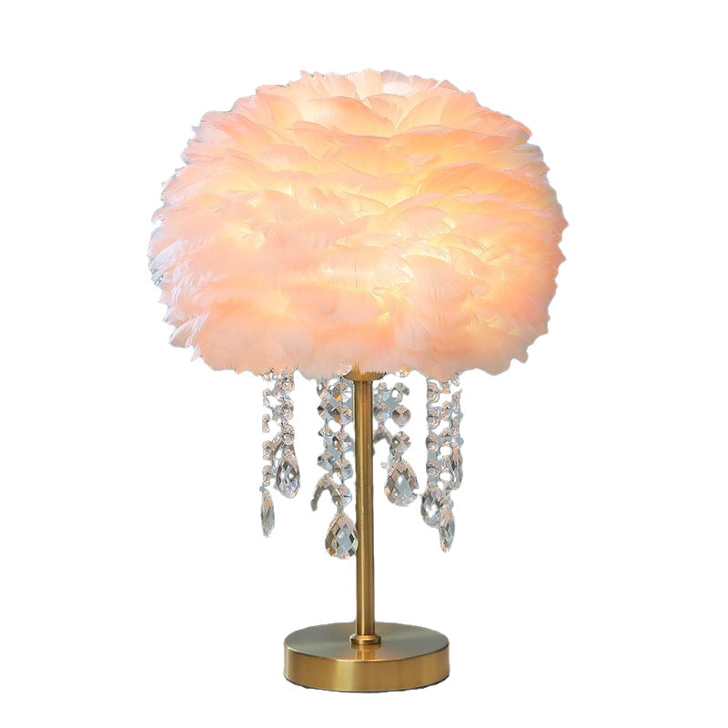 Federlampe mit Kristallakzenten