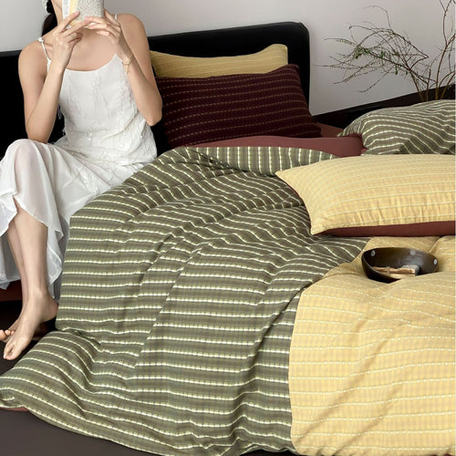 Wendbares Baumwollsatin Bettwäsche-Set mit gestepptem Streifentextur