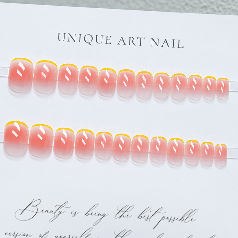 Stylische French Tip Press-On Nägel