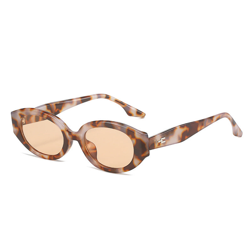 Modische auffällige ovale Sonnenbrille Karnz