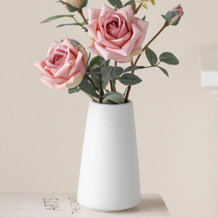 Moderne konische Keramikblumenvasen