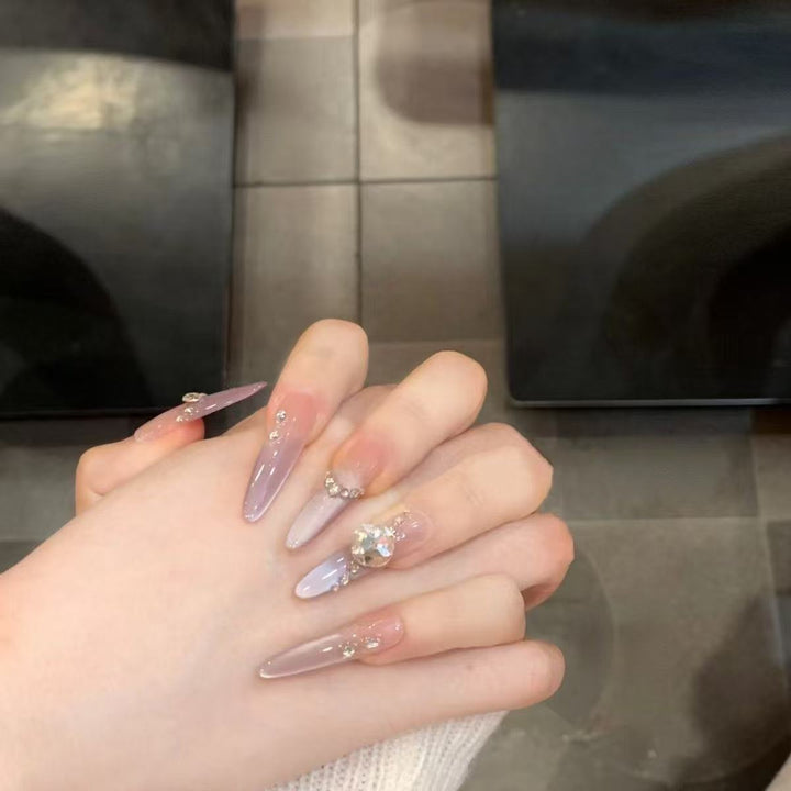 Künstlerisches vom Ozean inspiriertes Press-On Nageldesign Karnz
