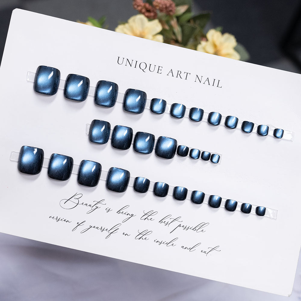 Elegante Metallische Nagelkunst