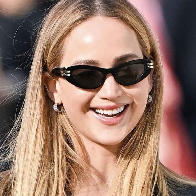 Damen Cat-Eye Sonnenbrille mit luxuriösen Akzenten Karnz
