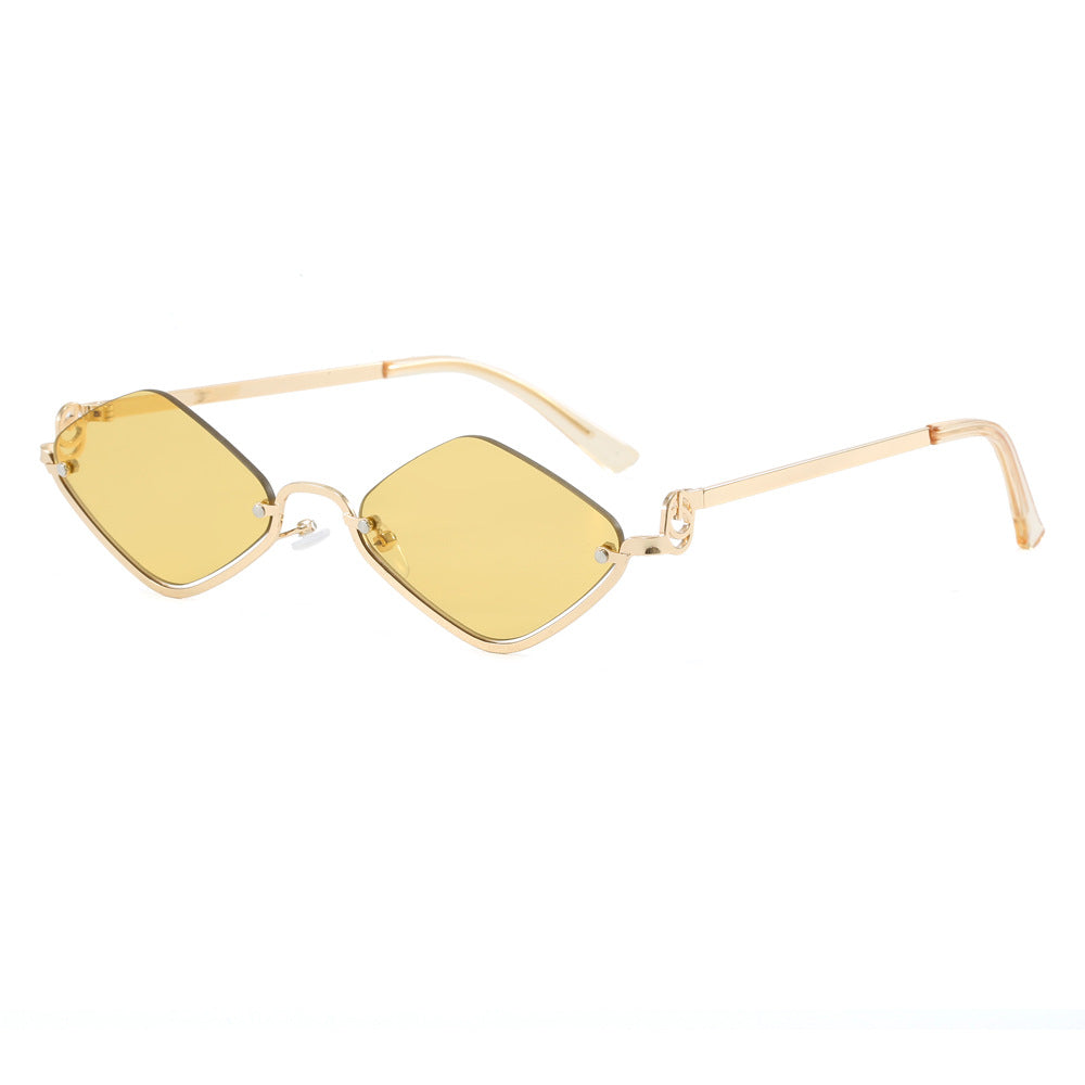 Damen modische quadratische Sonnenbrille mit luxuriösem Metallrahmen Karnz