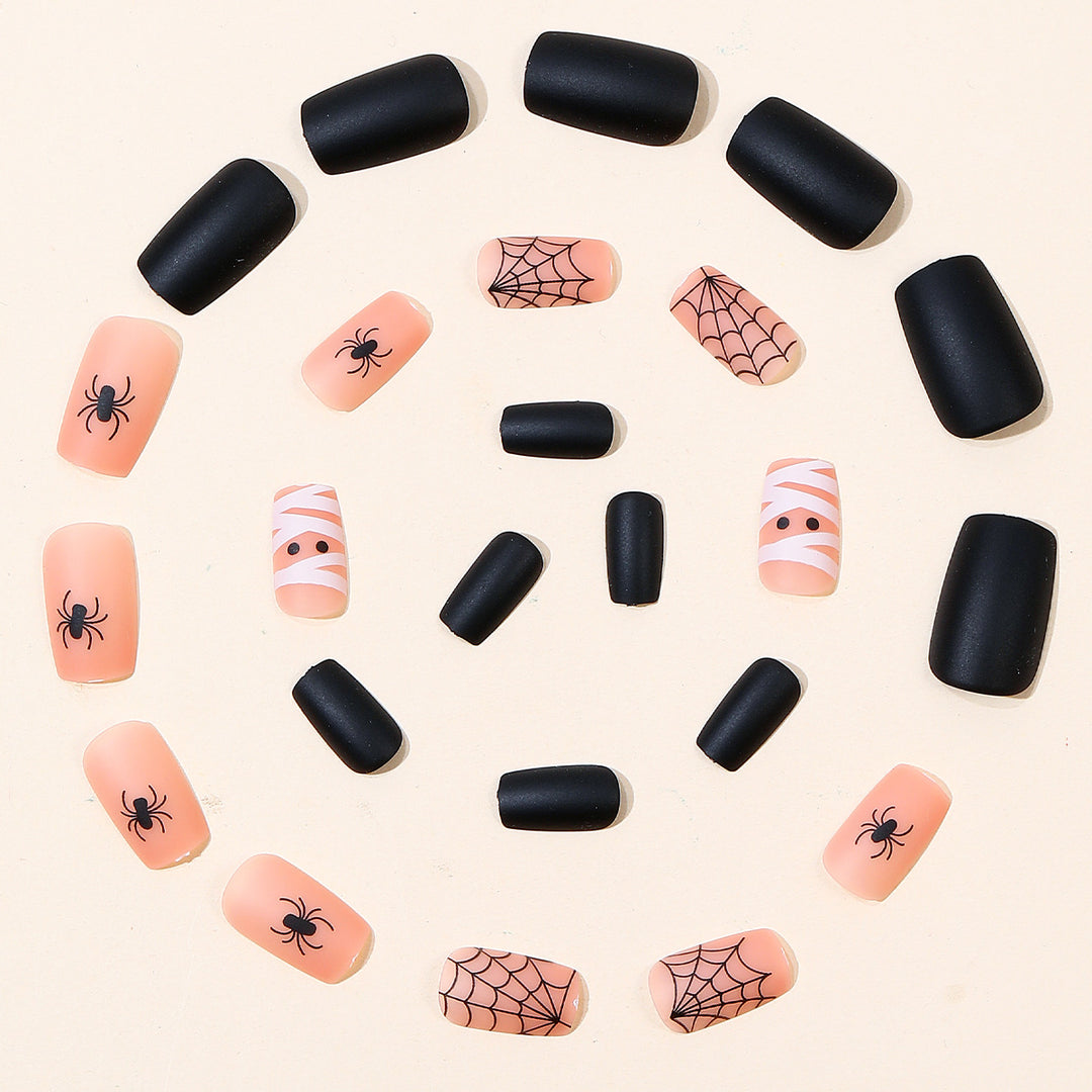 Halloween-inspirierte gruselige Nagelkunstverlängerungen Karnz