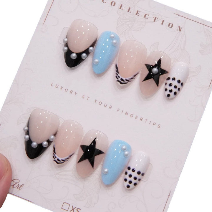Kreatives Nagelkunst Design