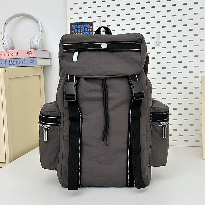 Vielseitiger Multi-Taschen Rucksack Karnz
