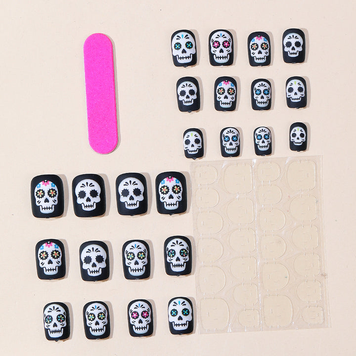 Künstlerisches Skull Design Nagelkunst Karnz