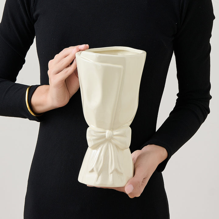 Elegante Keramikblumenvase Karnz