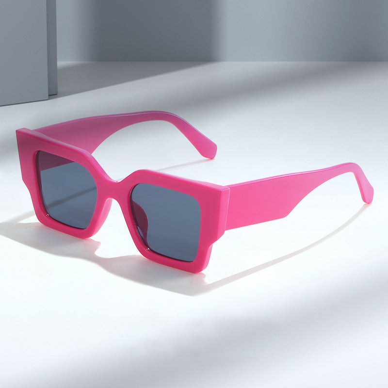 Damen Modische quadratische Sonnenbrille mit breitem Rahmen und UV-Schutz Karnz