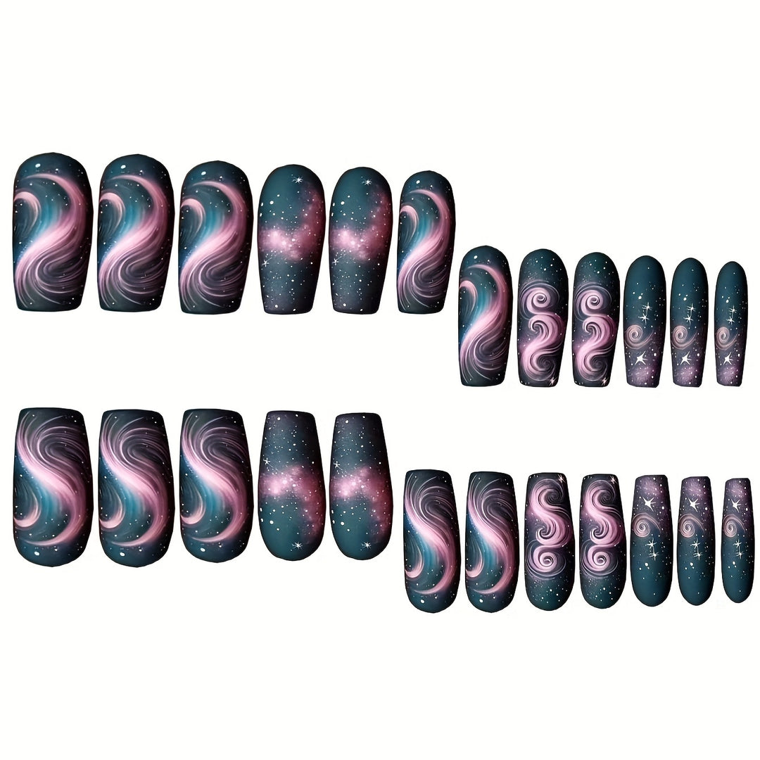Künstlerische galaktische Nagelverzierungen Karnz