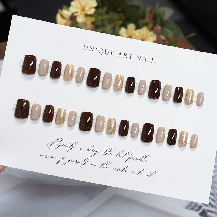 Glamouröses Multi-Texture Press-On Nail Set