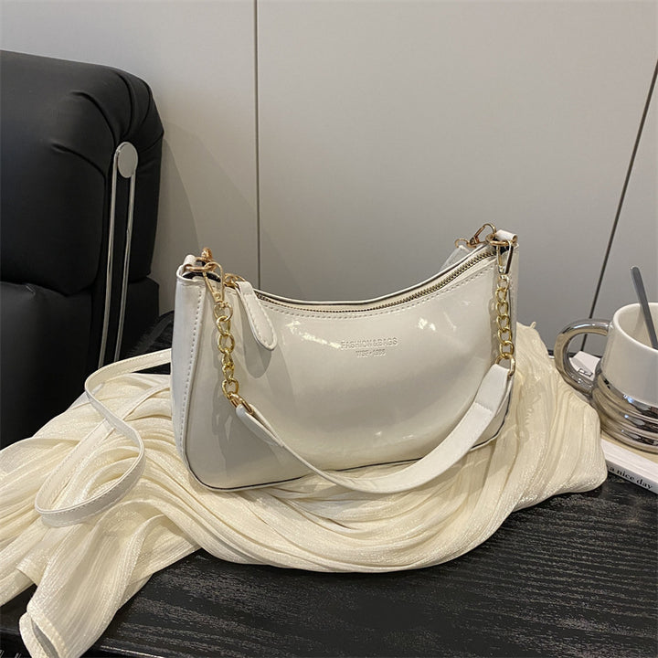 Glänzende lackierte Leder Crossbody-Handtasche